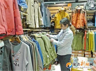 戶外用品銷售升溫，戶外經(jīng)濟迎來新機遇